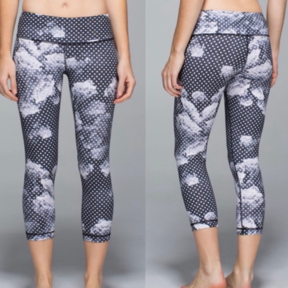 Lululemon Wunder Under Crop leggings